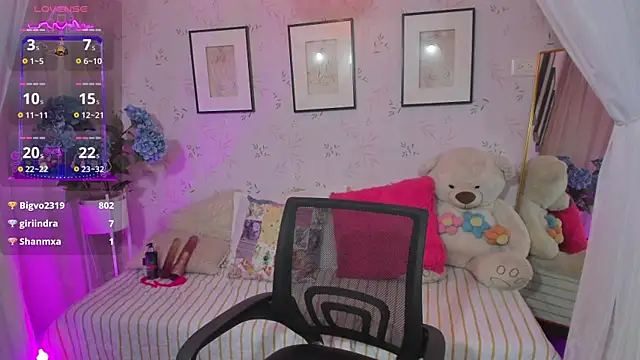 Sooffii 1 online show from December 4, 10:30 pm