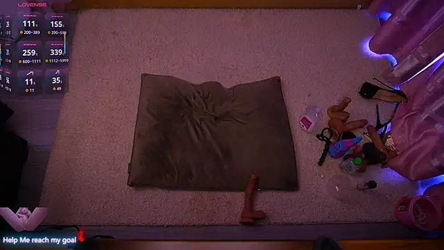 Redhead Shark new online show from March 22, 1:14 pm