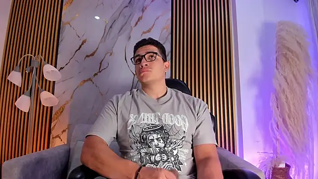 Snapshot of JeffDaltton chatting on February 25, 8:40 pm JeffDaltton online show from February 25, 8:40 pm