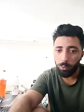 Snapshot of Rakiyy34 chatting on September 25, 9:24 am Rakiyy34 online show from September 25, 9:24 am