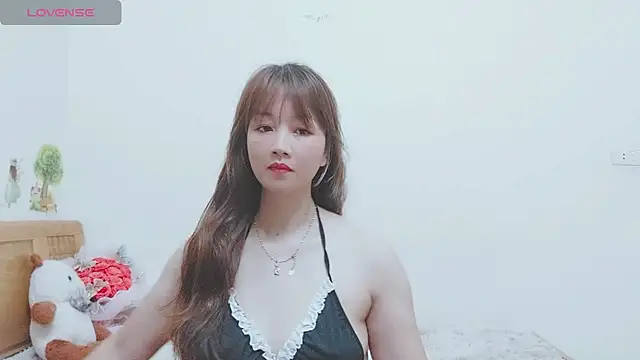 Snapshot of Holygirlsweet777 chatting on December 4, 10:24 am Holygirlsweet777 online show from December 4, 10:24 am