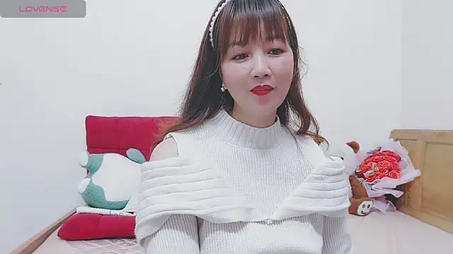 Snapshot of Holygirlsweet777 chatting on January 2, 1:27 am Holygirlsweet777 online show from January 2, 1:27 am