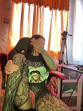 i am nina  online show from January 16, 9:41 pm