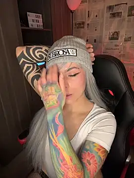 i am nina  online show from March 26, 3:12 am