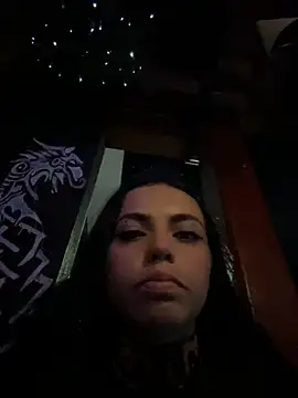 Snapshot of i_am_nina_ chatting on June 20, 2:14 am i am nina online show from June 20, 2:14 am