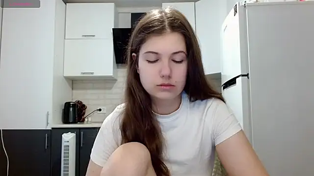 Snapshot of SayMeow_ chatting on June 24, 6:23 am SayMeow online show from June 24, 6:23 am