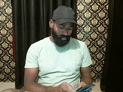 Snapshot of indian2 chatting on October 11, 6:45 am indian2 online show from October 11, 6:45 am