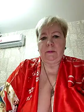 Snapshot of EffectFiona chatting on February 27, 11:05 pm EffectFiona online show from February 27, 11:05 pm