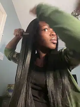 Snapshot of wishwashhy22 chatting on December 17, 2:00 pm wishwashhy22 online show from December 17, 2:00 pm