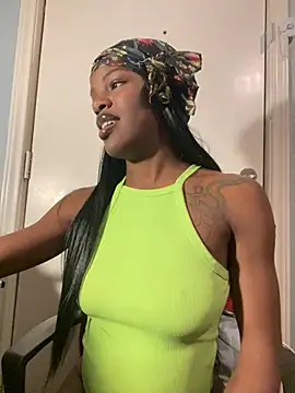 Snapshot of wishwashhy22 chatting on February 4, 4:15 am wishwashhy22 online show from February 4, 4:15 am