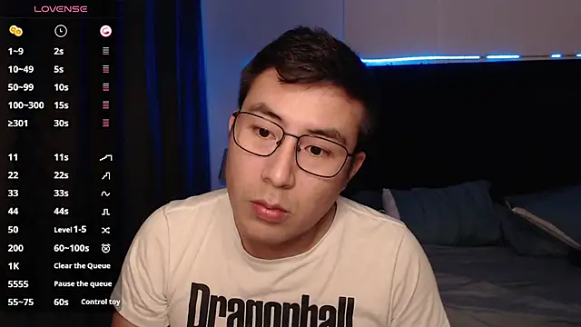 andrewmhilton  online show from November 2, 7:11 am