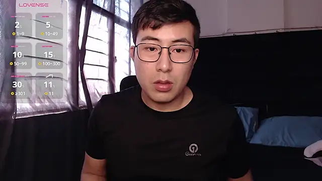 andrewmhilton  online show from February 10, 8:35 pm