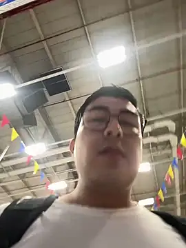 andrewmhilton  online show from March 11, 11:55 pm