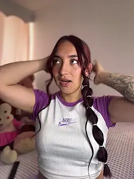  Tammyy online show from February 12, 3:40 pm