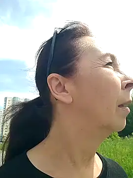 Celine Faer1 online show from June 13, 6:33 am
