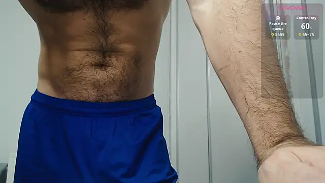 Snapshot of cutehairymacho chatting on June 17, 6:53 pm cutehairymacho online show from June 17, 6:53 pm