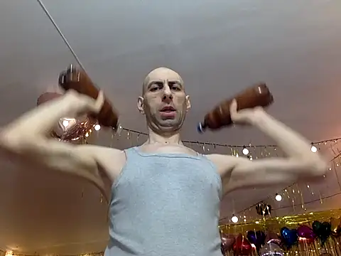 Snapshot of HandsomeAlfie chatting on February 20, 6:48 am HandsomeAlfie online show from February 20, 6:48 am