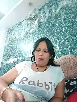 Poojabhabi101 online show from March 9, 5:55 am