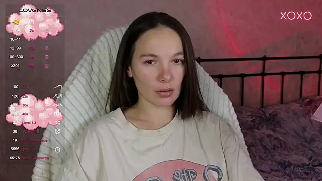 lil luna x online show from October 17, 9:50 pm