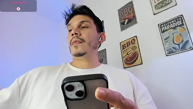 alejandro stark online show from February 22, 1:07 am