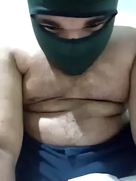 Snapshot of Kidding_Road chatting on February 4, 3:33 am Kidding Road online show from February 4, 3:33 am