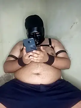 Snapshot of Kidding_Road chatting on October 5, 4:33 am Kidding Road online show from October 5, 4:33 am