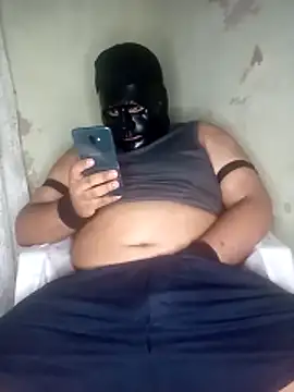 Snapshot of Kidding_Road chatting on March 9, 3:43 am Kidding Road online show from March 9, 3:43 am