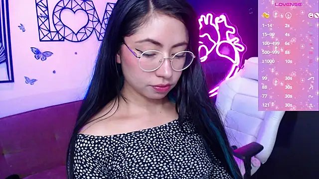 Snapshot of demyanderson_ chatting on January 23, 12:35 am demyanderson online show from January 23, 12:35 am