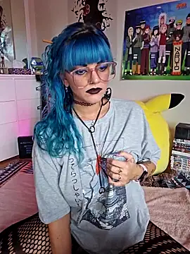 Snapshot of anyalikestosuck chatting on October 30, 7:36 pm anyalikestosuck online show from October 30, 7:36 pm