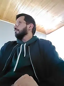 Snapshot of Andres_ramsey chatting on October 30, 6:52 pm Andres ramsey online show from October 30, 6:52 pm