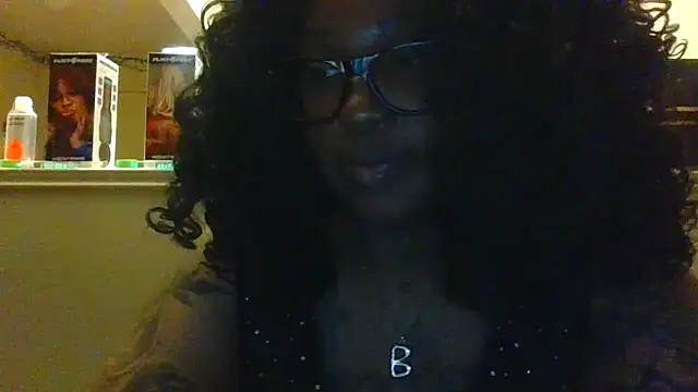 Snapshot of ShaBrimDaPornstar chatting on May 2, 1:43 am ShaBrimDaPornstar online show from May 2, 1:43 am