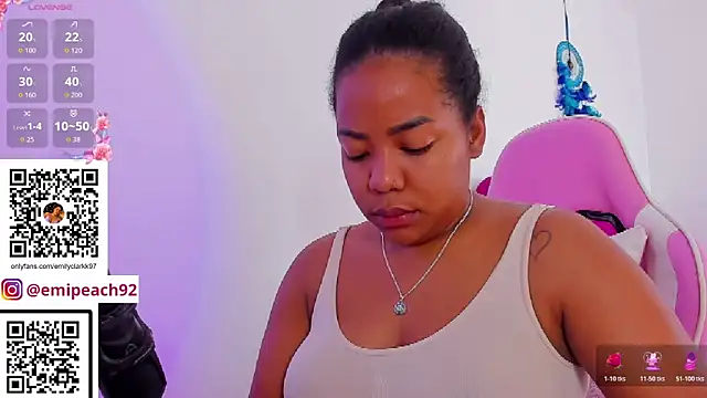 Snapshot of samanthaabloom chatting on May 19, 2:23 pm samanthaabloom online show from May 19, 2:23 pm