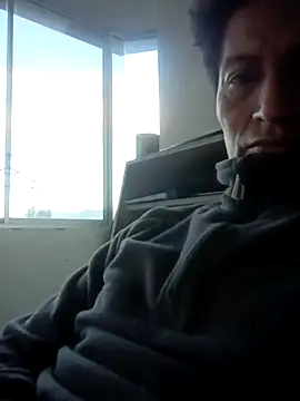 Snapshot of manuel1976 chatting on February 22, 11:53 am manuel1976 online show from February 22, 11:53 am