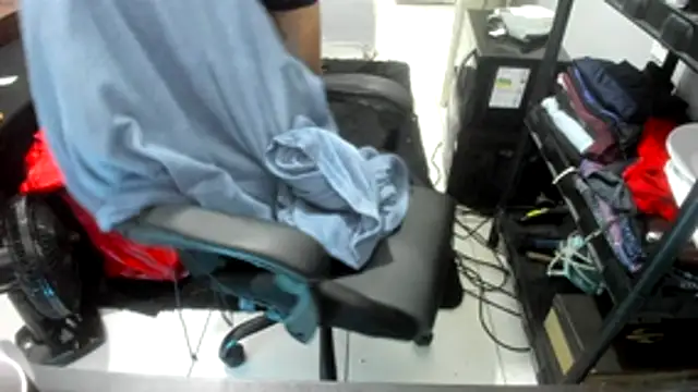 Snapshot of Novin18RJ chatting on March 11, 12:33 pm Novin18RJ online show from March 11, 12:33 pm