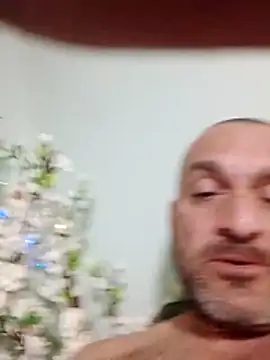 AzOZx9 online show from March 3, 4:46 pm