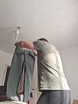 Benji89 online show from April 12, 7:57 am