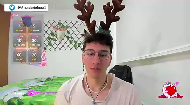 Snapshot of Jackson_Careyy chatting on December 8, 9:08 pm Jackson Careyy online show from December 8, 9:08 pm