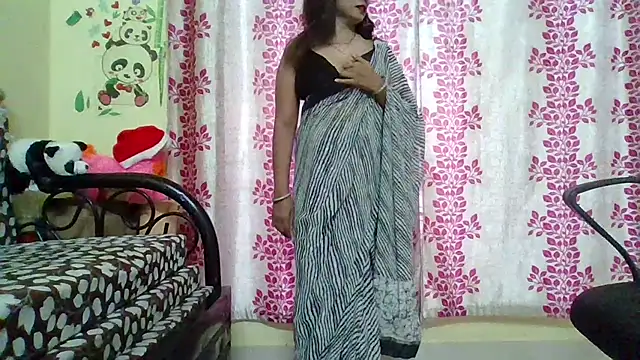 Snapshot of NautyBabe chatting on February 21, 1:44 am NautyBabe online show from February 21, 1:44 am