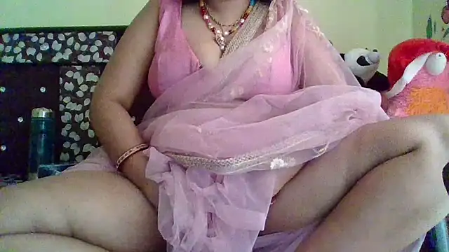 Snapshot of NautyBabe chatting on February 23, 6:39 am NautyBabe online show from February 23, 6:39 am