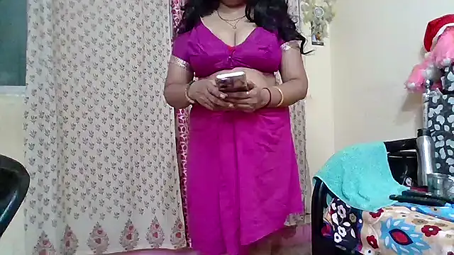 Snapshot of NautyBabe chatting on July 4, 12:06 am NautyBabe online show from July 4, 12:06 am