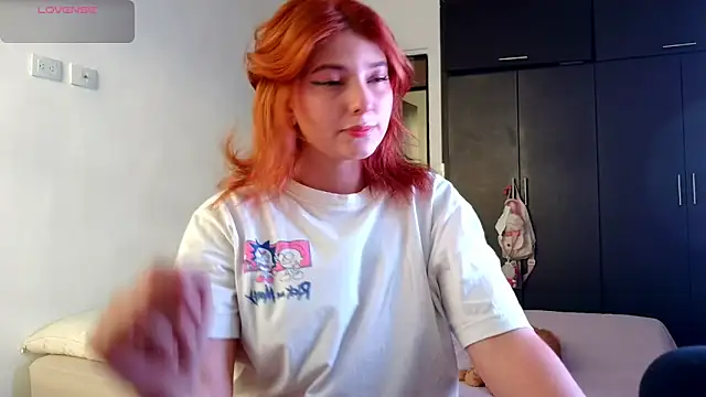 Ania jones online show from November 18, 9:19 pm