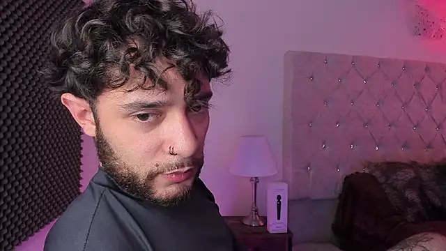 AbbyAndChris2 online show from March 16, 2:54 pm