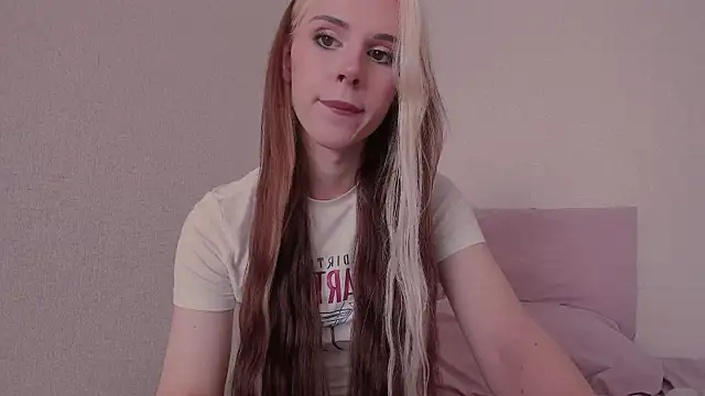Snapshot of _eva__pleasure_ chatting on June 26, 5:56 am eva pleasure online show from June 26, 5:56 am