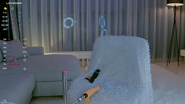 Snapshot of Nicole_Greene_ chatting on December 6, 10:19 pm Nicole Greene online show from December 6, 10:19 pm