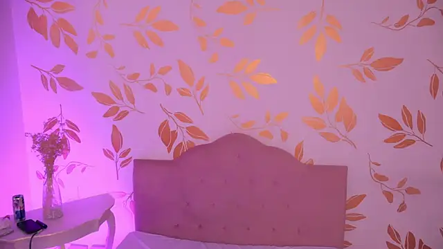 Misselektra   online show from April 10, 5:23 am