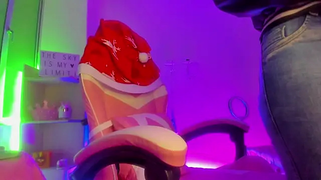 TiffanyBela online show from December 12, 11:36 pm