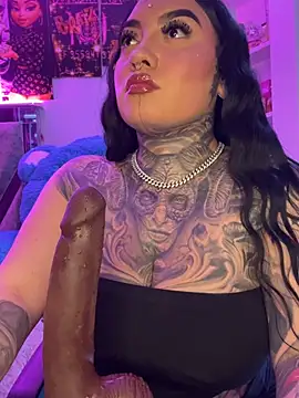 CloeeBeckam online show from March 18, 8:34 pm