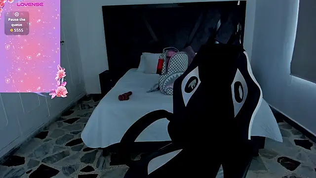 CelesteBrucee online show from September 13, 7:24 pm