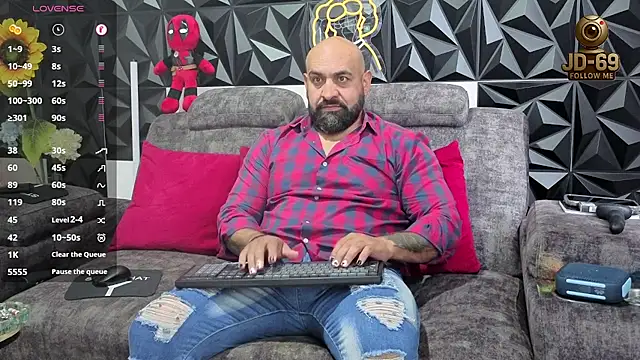 Snapshot of JD-69 chatting on November 25, 6:30 pm JD-69 online show from November 25, 6:30 pm