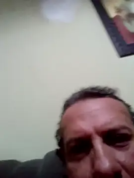 Snapshot of will1980 chatting on February 12, 2:06 am will1980 online show from February 12, 2:06 am